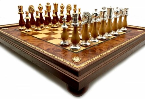Jeu d'Échecs Grand Oriental - Échiquier en Bois de Bruyère et Bois d'Orme & Pièces en bois et laiton massif