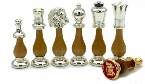Jeu d'Échecs Grand Oriental - Échiquier en Bois de Bruyère et Bois d'Orme & Pièces en bois et laiton massif